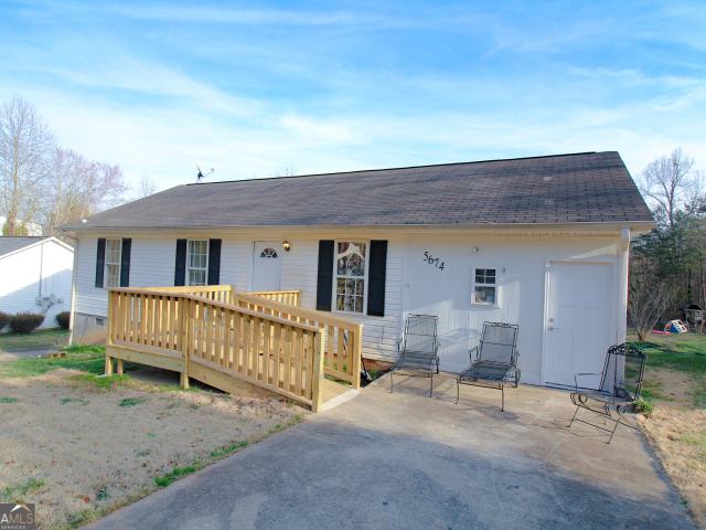 House for sale in Lula, Georgia