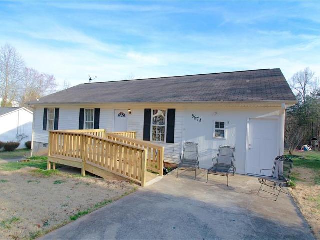 House for sale in Lula, Georgia