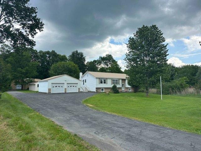 House for sale in Oneida, New York