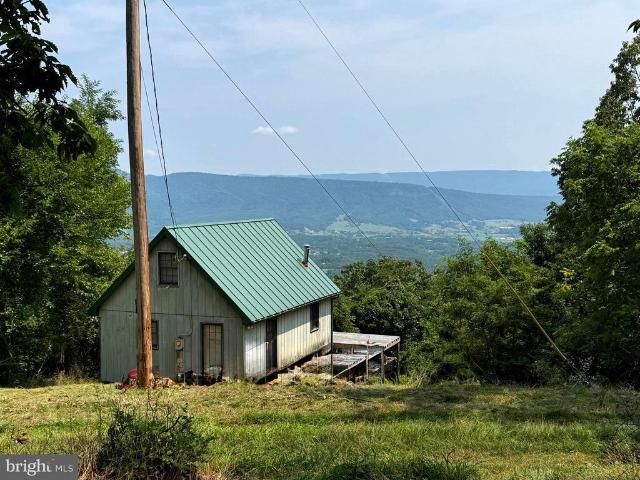 House for sale in Hardy, West Virginia
