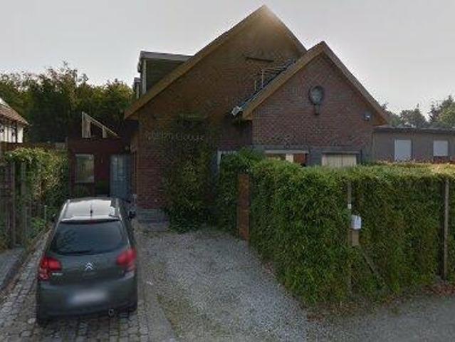 Bureau vente à Courtrai, West-Vlaanderen