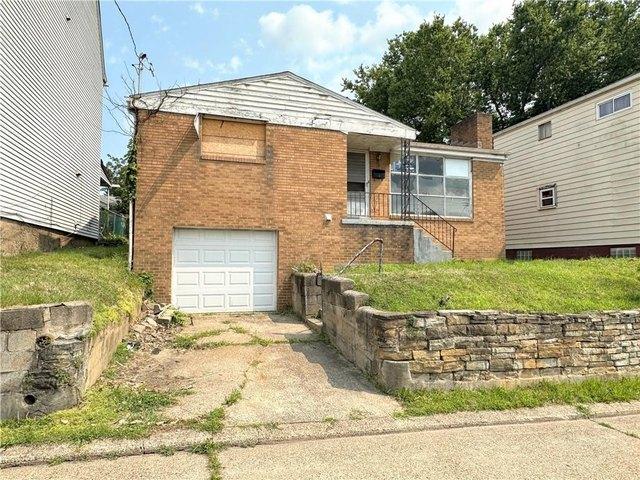 House for sale in Verona, Pennsylvania