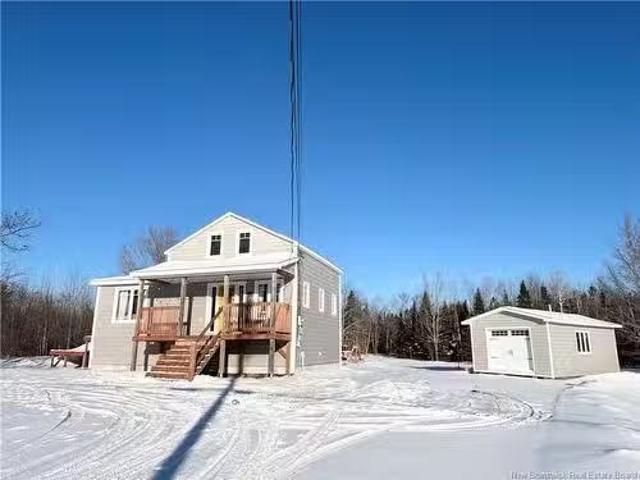 House for sale in Oak Point, New Brunswick