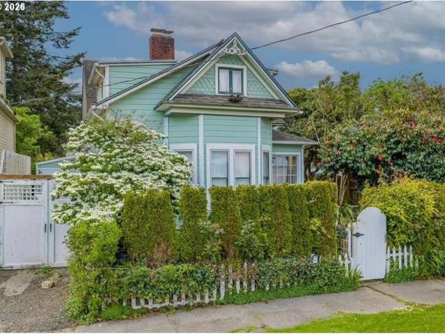 House for sale in Oregonia