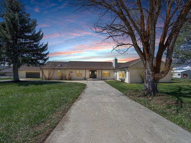 House for sale in Huntsville, Utah