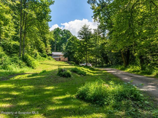 House for sale in Falls, Pennsylvania