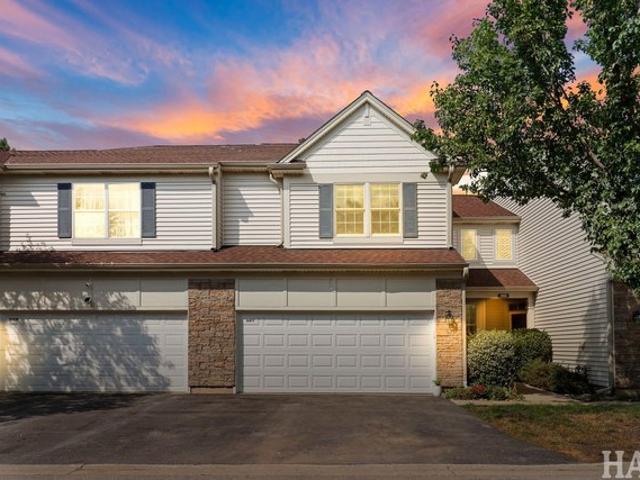 Townhouse for sale in Grayslake, Illinois