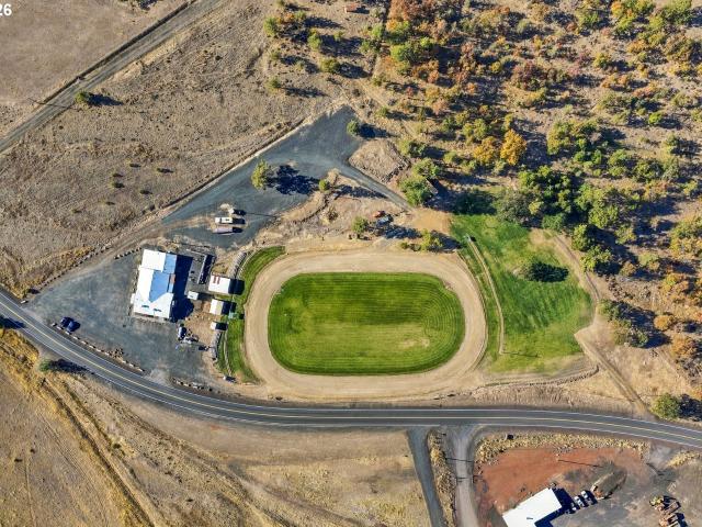 Commercial for sale in Wamic, Tygh Valley