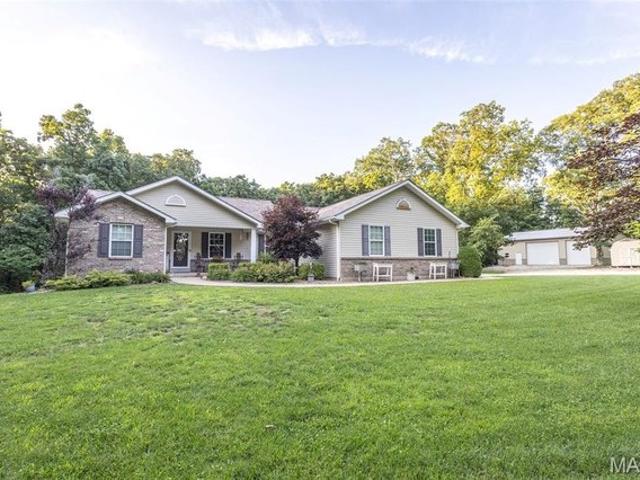 Farm for sale in Curryville, Missouri