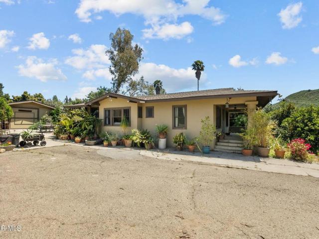 House for sale in Santa Paula, California