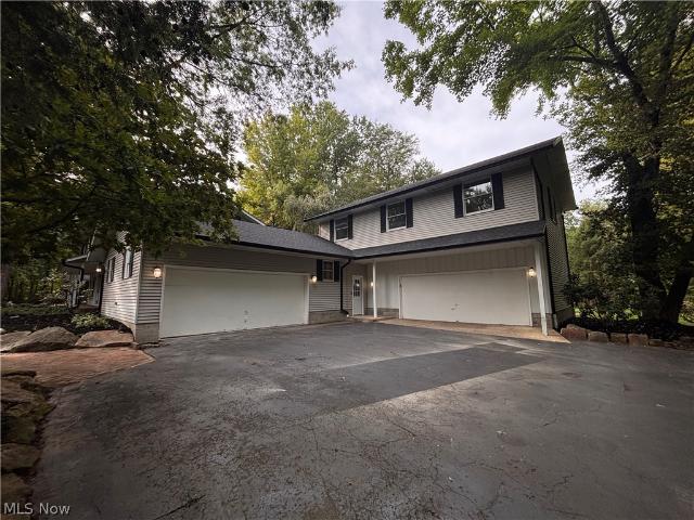 House for sale in Coalburg, Hubbard