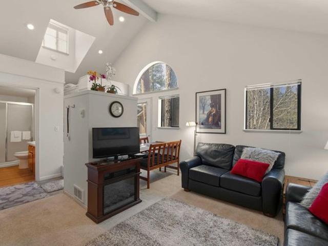 Condo for sale in Oregonia