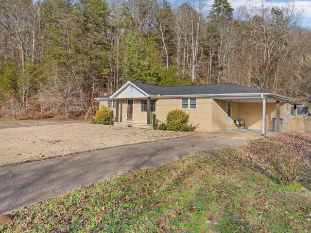 House for sale in Lauderdale County, Alabama