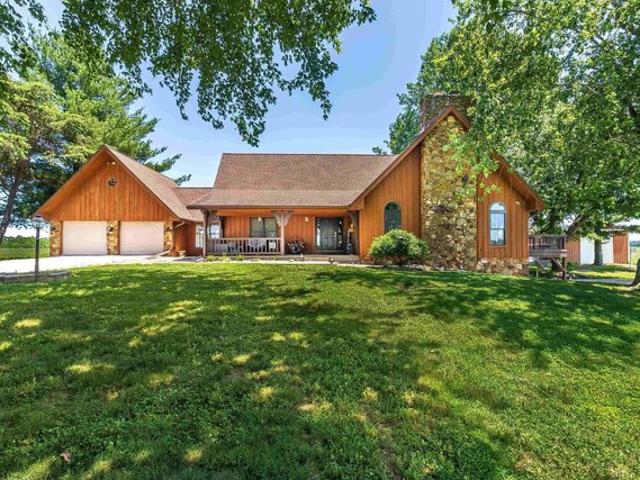 House for sale in Carlisle, Indiana