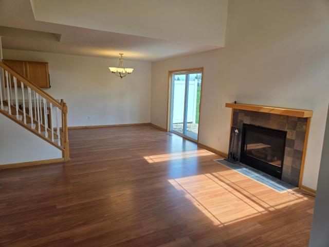 Townhouse for sale in Bridgewater Heights, Dundas