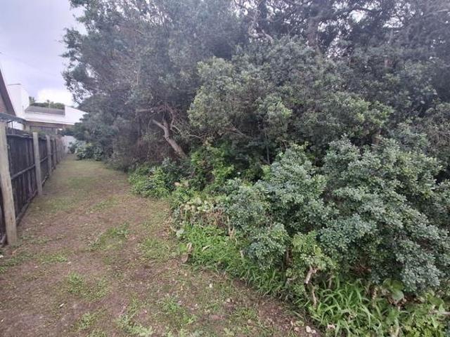 Land for sale in Cape St Francis, Eastern Cape