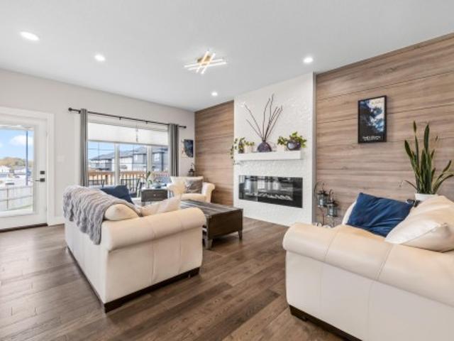 House for sale in Wedgewood, Alberta