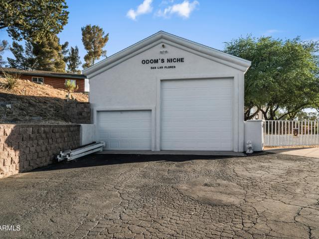 House for sale in Oracle, Arizona