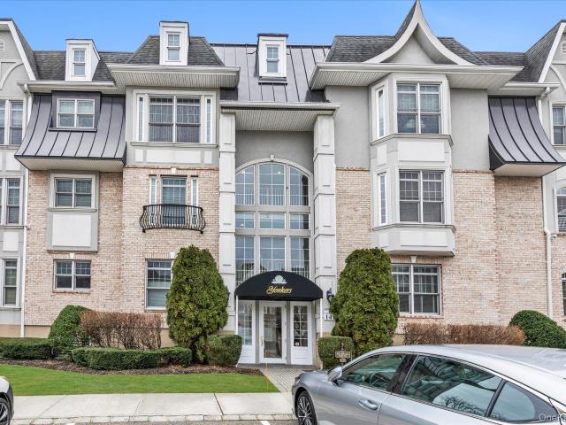 Condo for sale in Nassau, New York