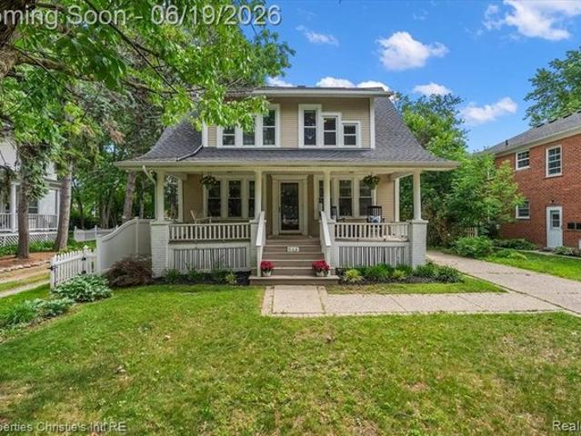 House for sale in Grosse Pointe, Michigan
