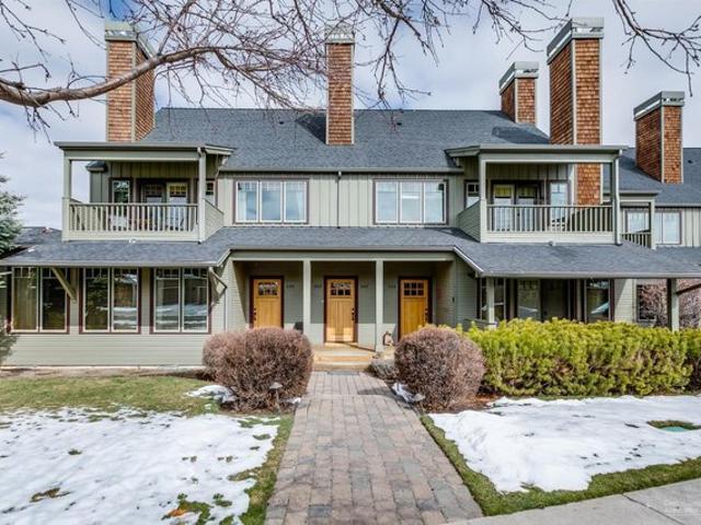 Condo for sale in Oregonia