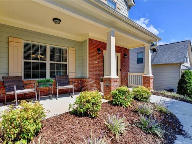 House for sale in Northwest Harbor, Buford