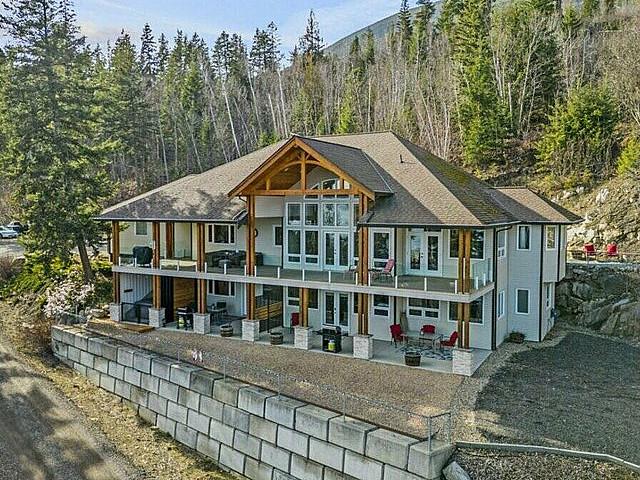 House for sale in British Columbia
