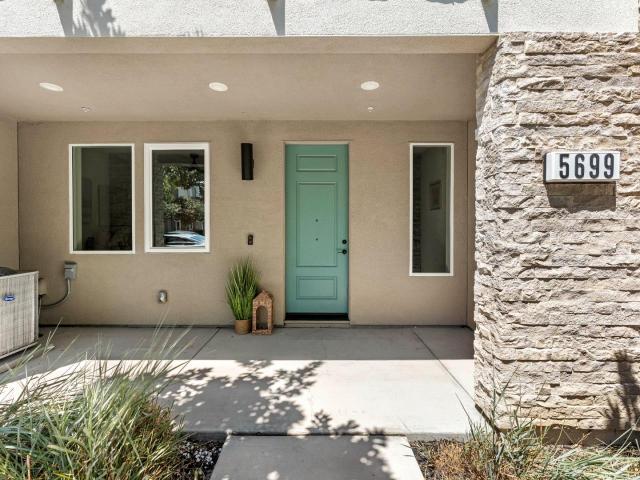 Townhouse for sale in Dublin, California