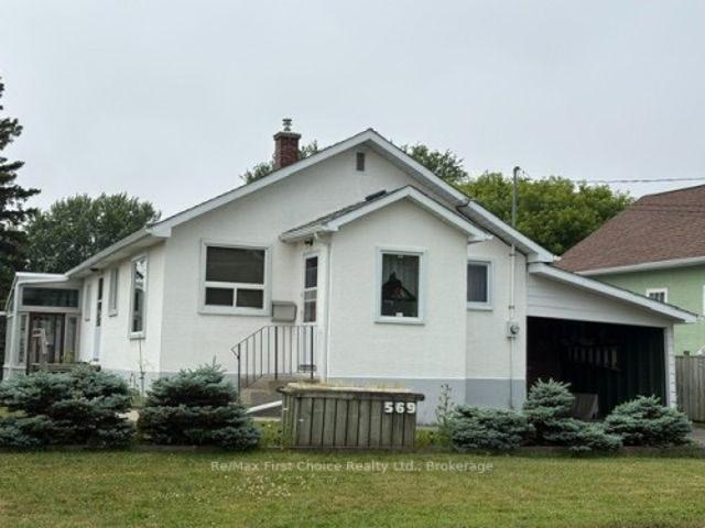 House for sale in Thunder Bay, Ontario