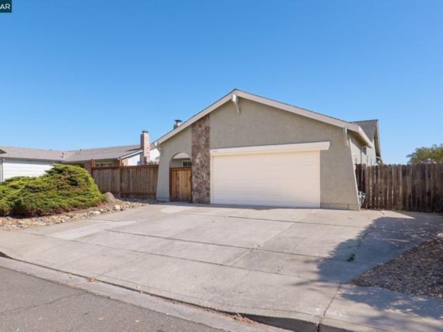 House for sale in Dover Terrace South, Suisun City