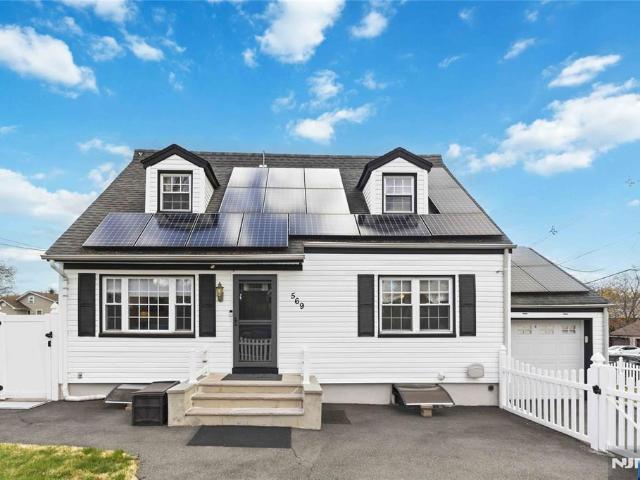 Property for sale in Teaneck, New Jersey