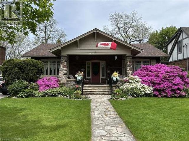 House for sale in Burlington, Ontario