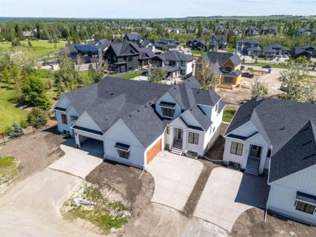 House for sale in Heritage Pointe, Alberta