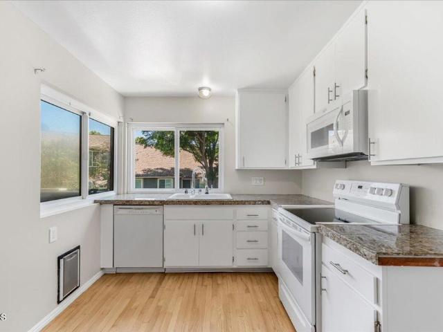 Condo for sale in Newbury Park, California