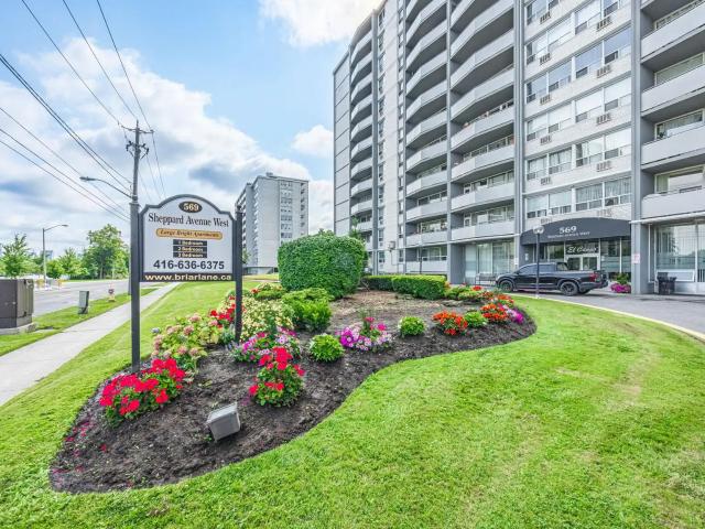 Apartment for rent in York Centre, Toronto
