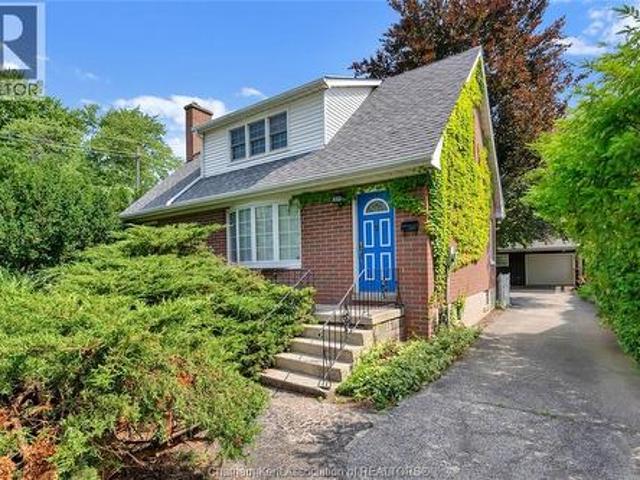 House for sale in Chatham–kent, Ontario