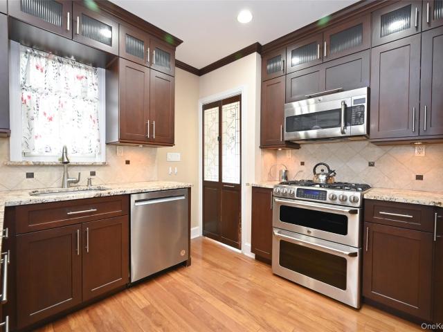 House for sale in Queens County, New York