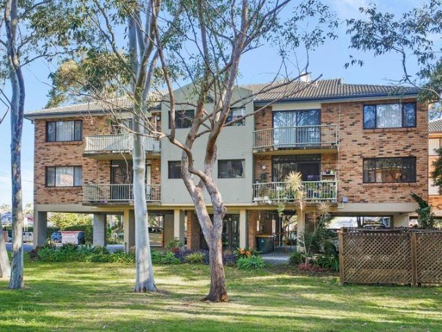 Apartment for rent in Wollongong West, New South Wales