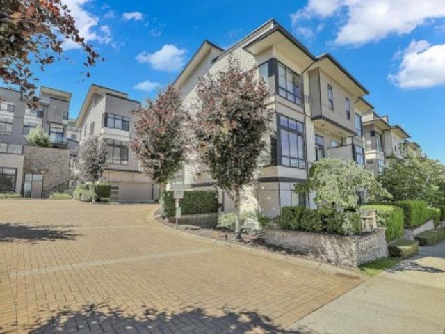 Townhouse for sale in Newton, Surrey