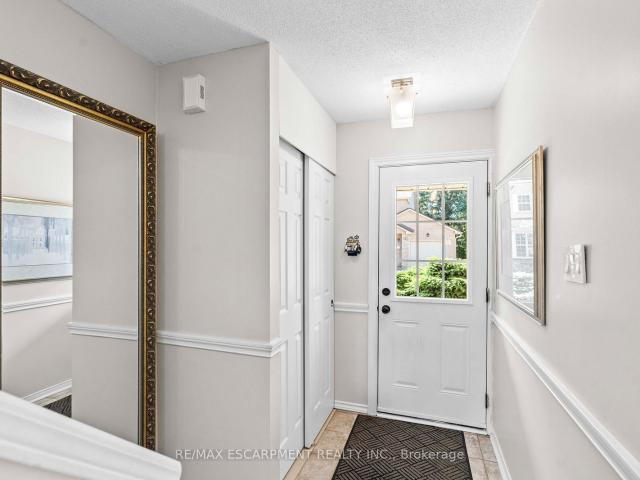 Condo for sale in Oakville, Ontario