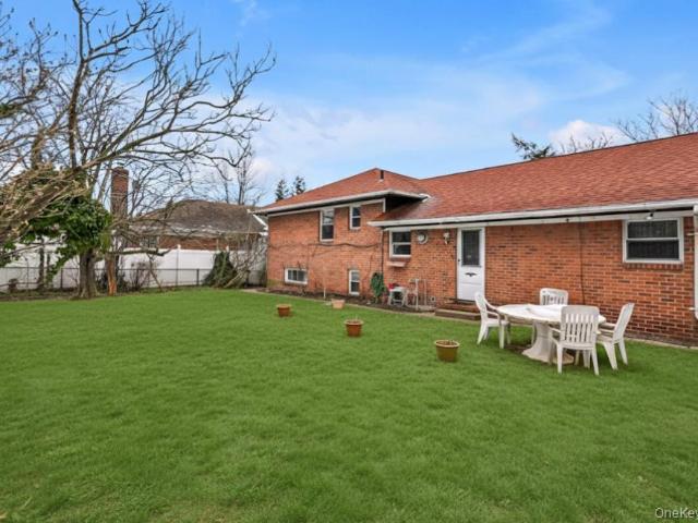 House for sale in Queens, Arverne