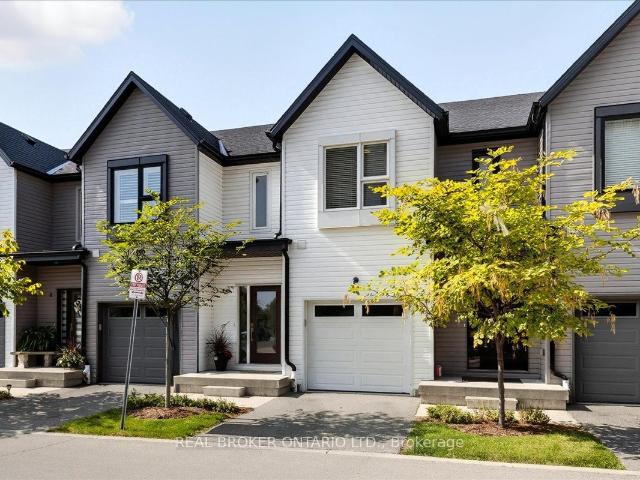 Condo for sale in Kitchener, Ontario