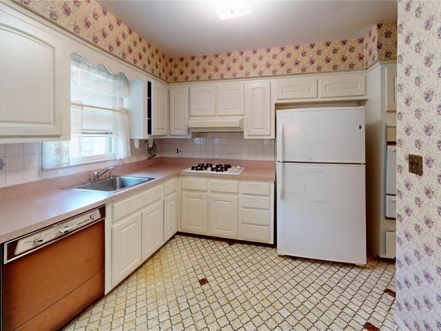 House for sale in Queens, Arverne