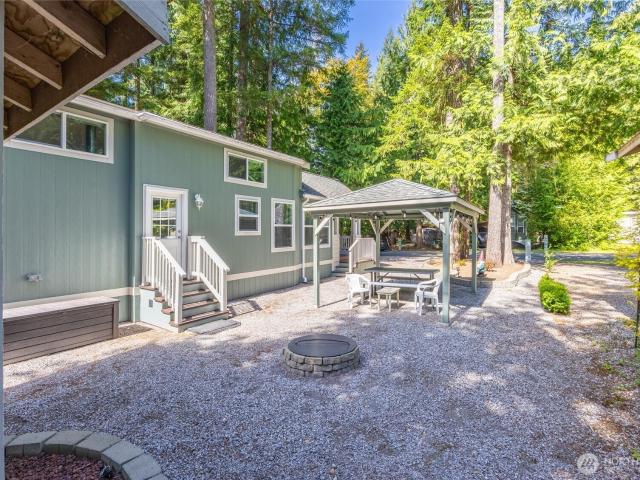 House for sale in Deming, Washington