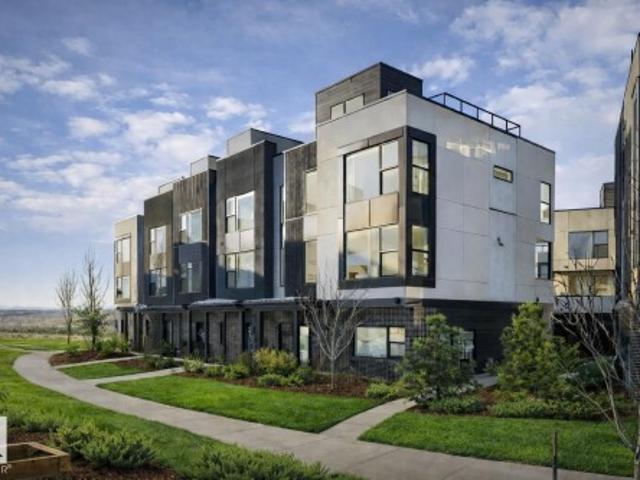 Townhouse for sale in Saint Albert, Alberta