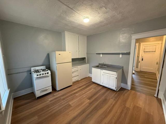 Apartment for rent in Hampden, Massachusetts
