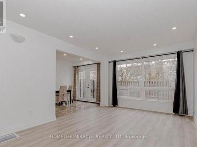 Townhouse for sale in Mississauga, Ontario