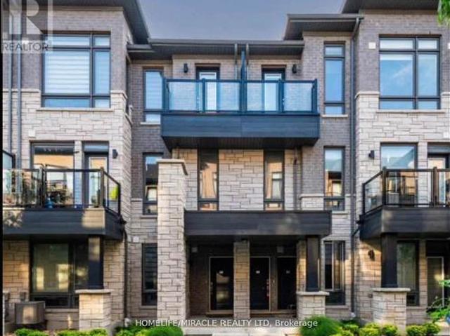 Townhouse for rent in Georgina, Ontario