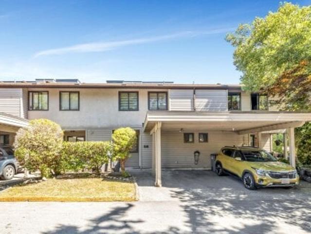 Townhouse for sale in Surrey, British Columbia