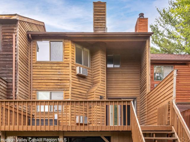 Townhouse for sale in Fallsburg, New York